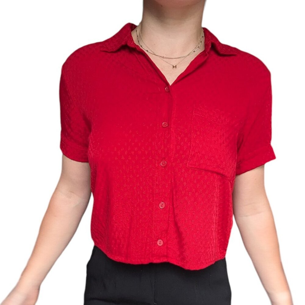 Forever 21 Red Blouse Short T-Shirt with Embroidered Flowers Cuffed Sleeve W Med